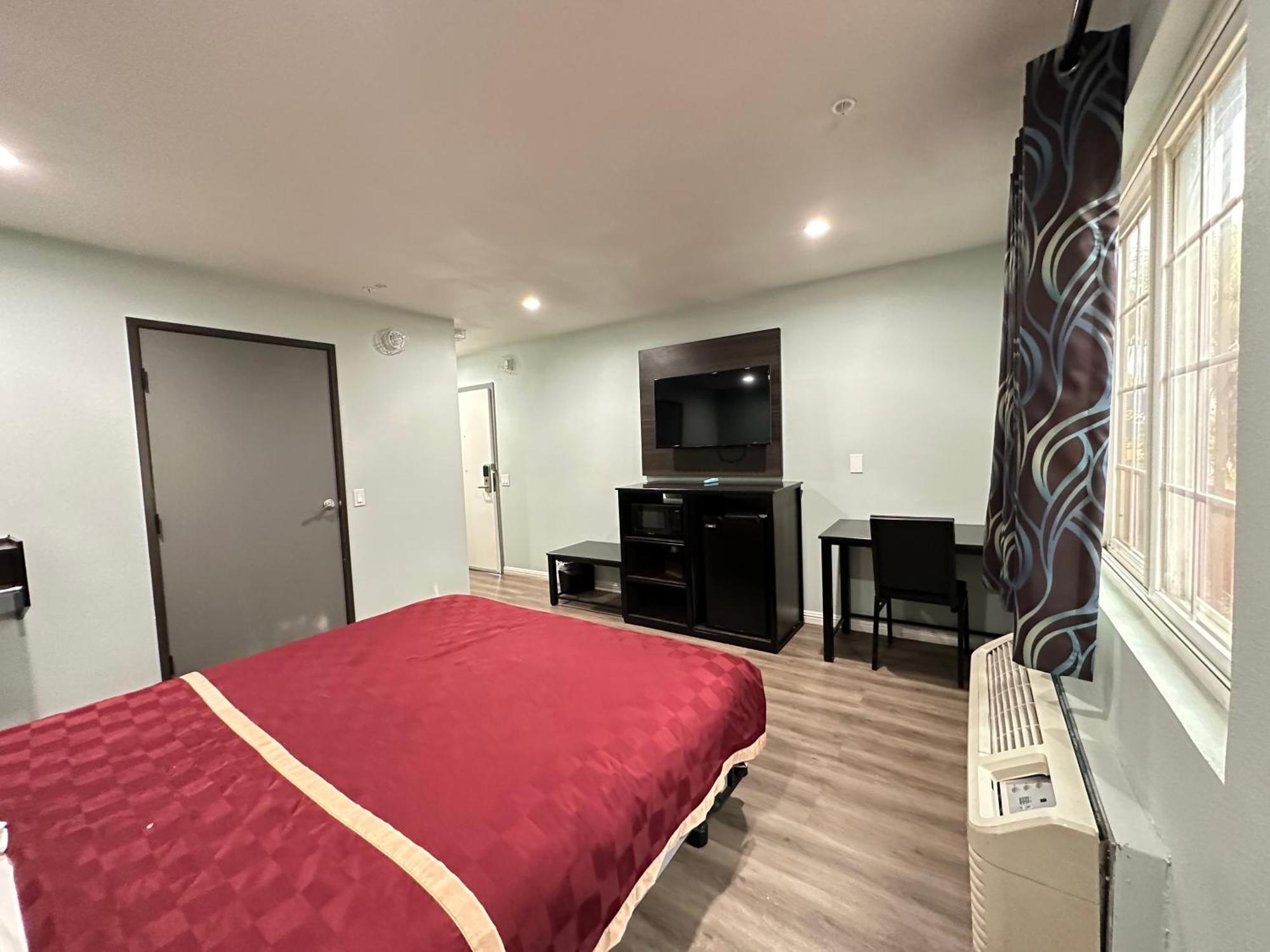 Express Inn & Suites Ontario Airport Екстер'єр фото
