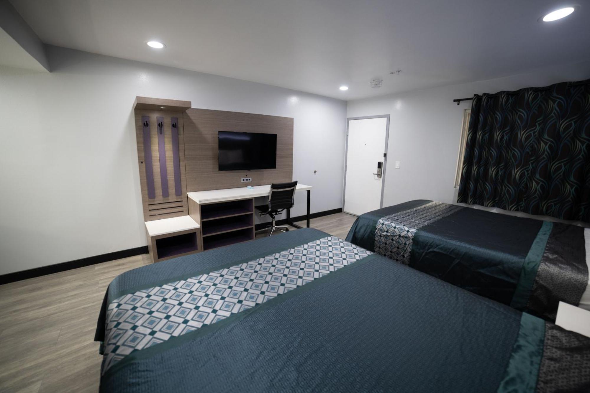 Express Inn & Suites Ontario Airport Екстер'єр фото